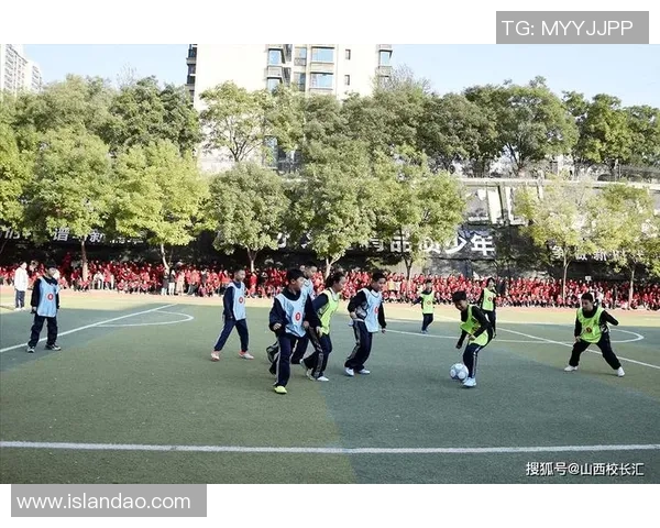 太原市迎泽区双东小学冬季足球班级联赛精彩启幕共同迎接青春竞技盛宴