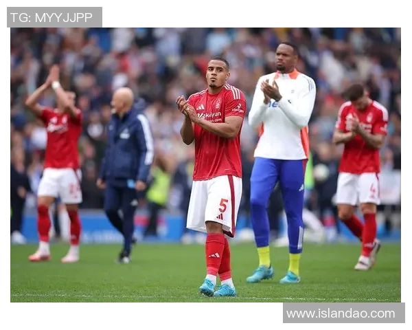 英超焦点战役埃弗顿主场迎战诺丁汉森林争夺三分 英超焦点战役埃弗顿主场迎战诺丁汉森林争夺三分